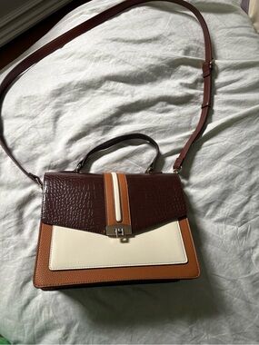 41 Hawthorn brown satchel